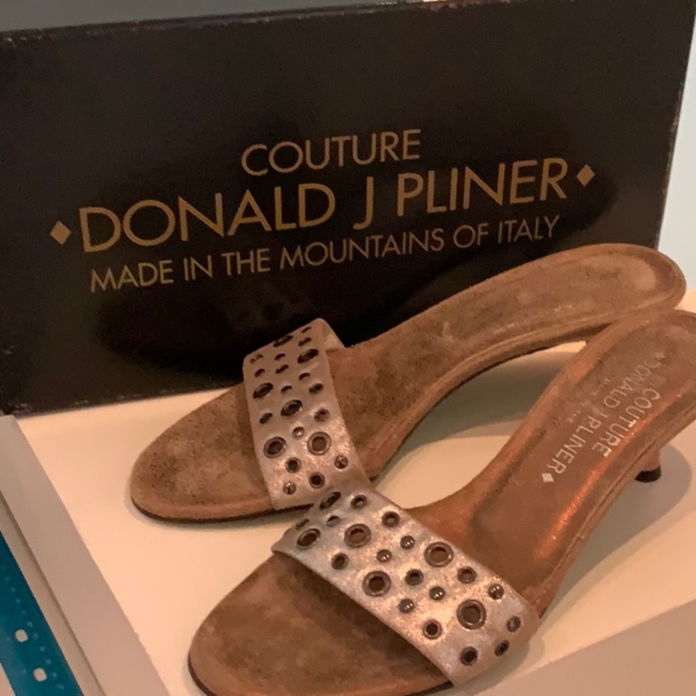 Donald J Pliner Silver Katy kitten heel 6.5 sandal